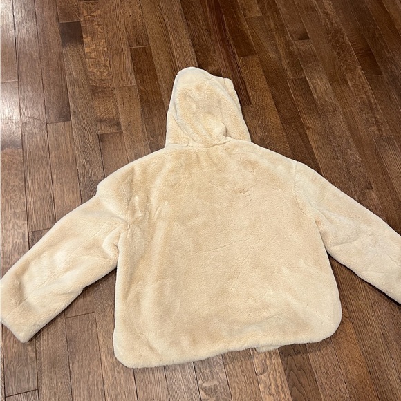 Zara faux fur full zip jacket - Picture 8 of 8